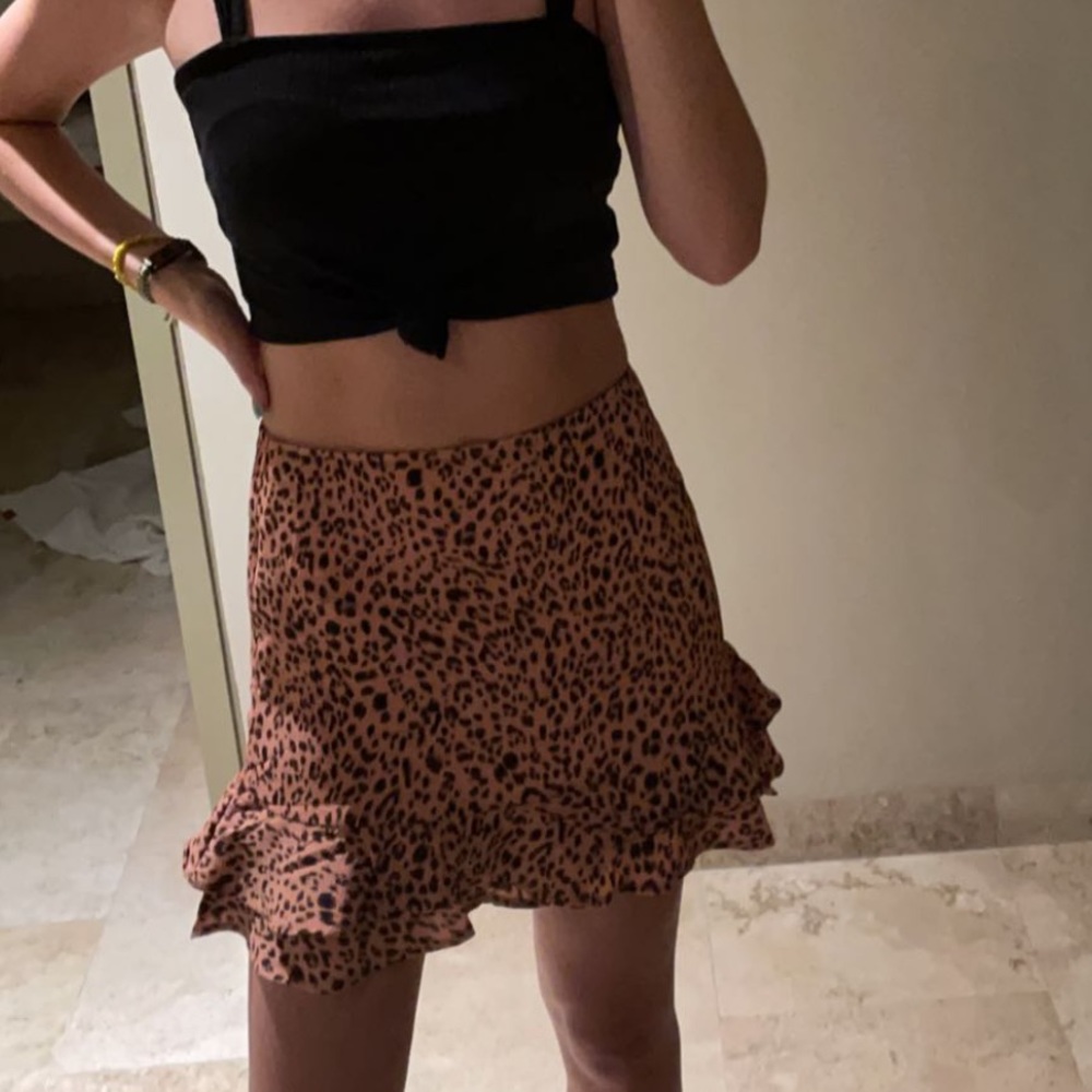Mi Ami Cheetah print pink mini skirt